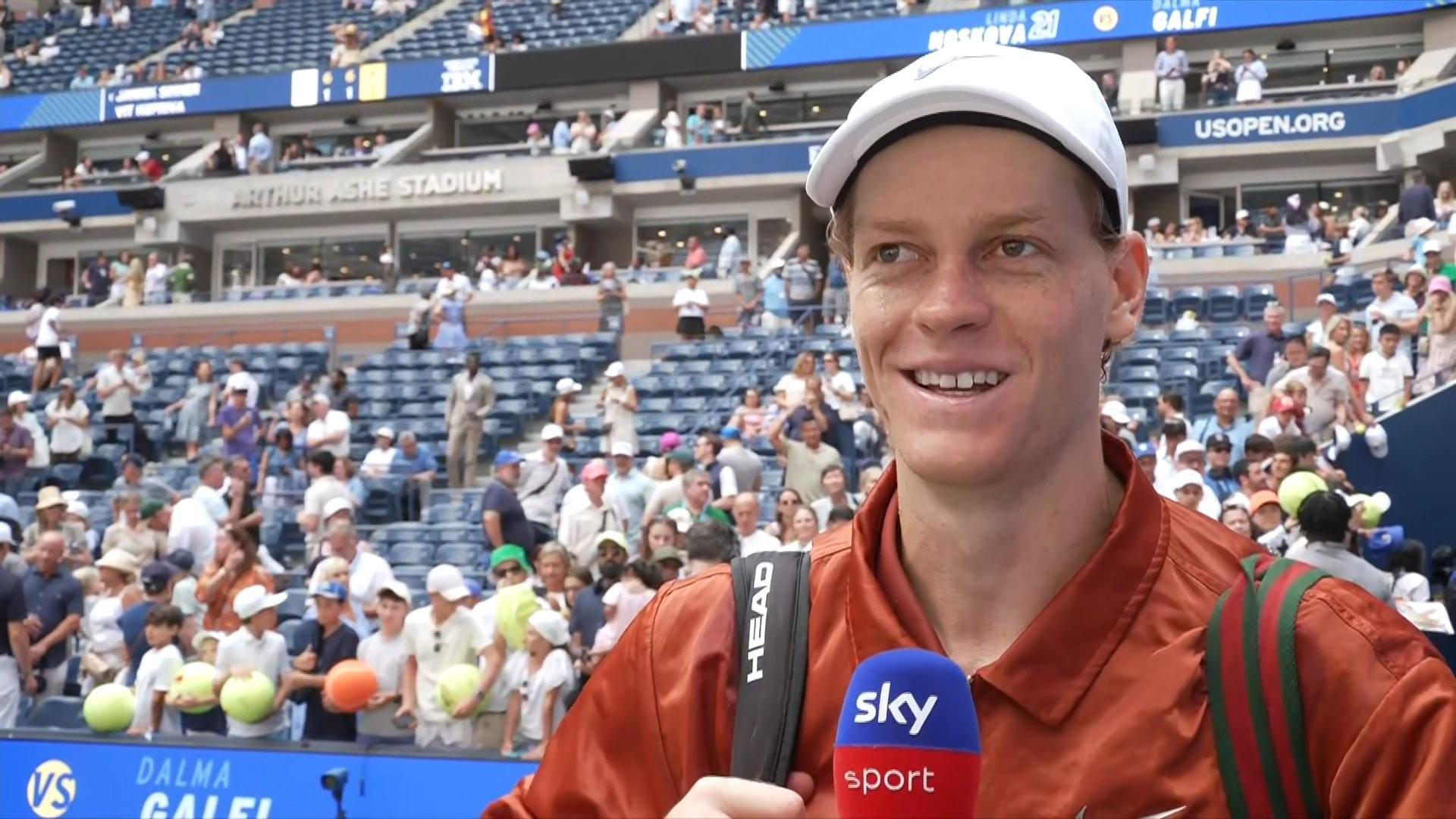 辛纳：我的手不疼，只是有个经常出现的小水泡而已